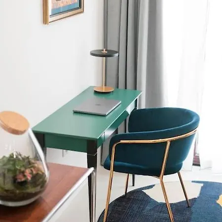 Апартаменты Contemporary Oceanside Rooftop Эрисейра