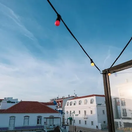 Contemporary Oceanside Rooftop