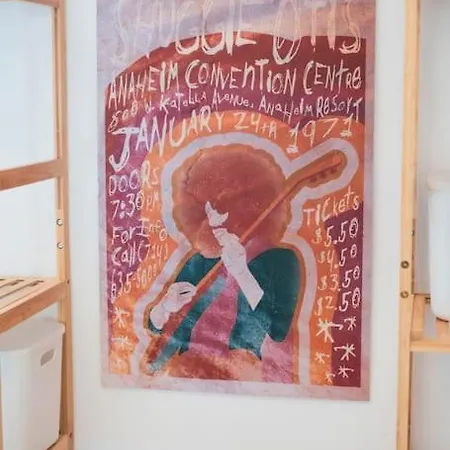 Contemporary Oceanside Rooftop Апартаменты