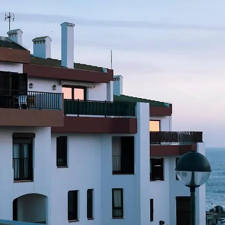 Contemporary Oceanside Rooftop Ericeira